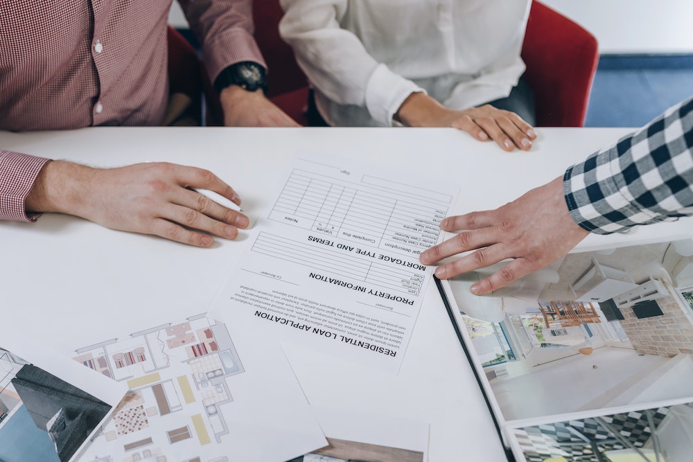 Attestation d'hébergement : Comment prouver son domicile de manière efficace