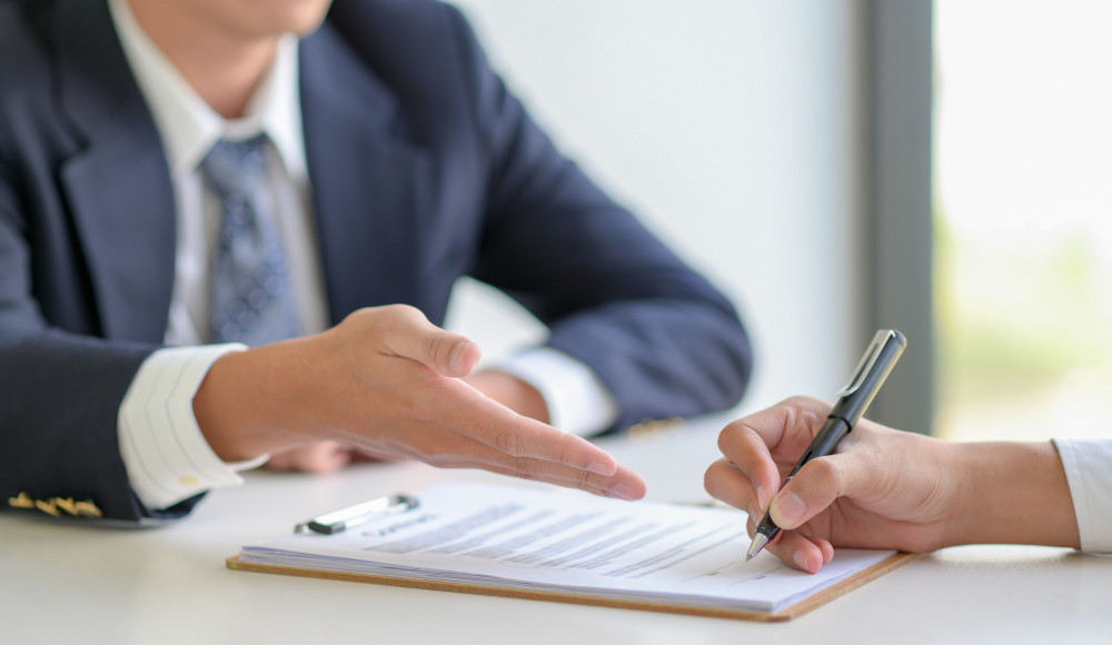 Bail de location : choisir entre meublé ou vide, comprendre la durée et la résiliation du contrat